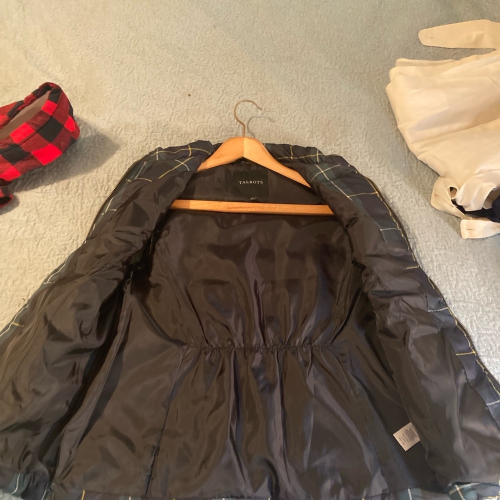 The Perfect Talbots Fall Vest - Size M - Picture 3 of 3